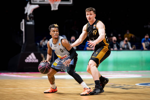 神的致敬 神的致敬